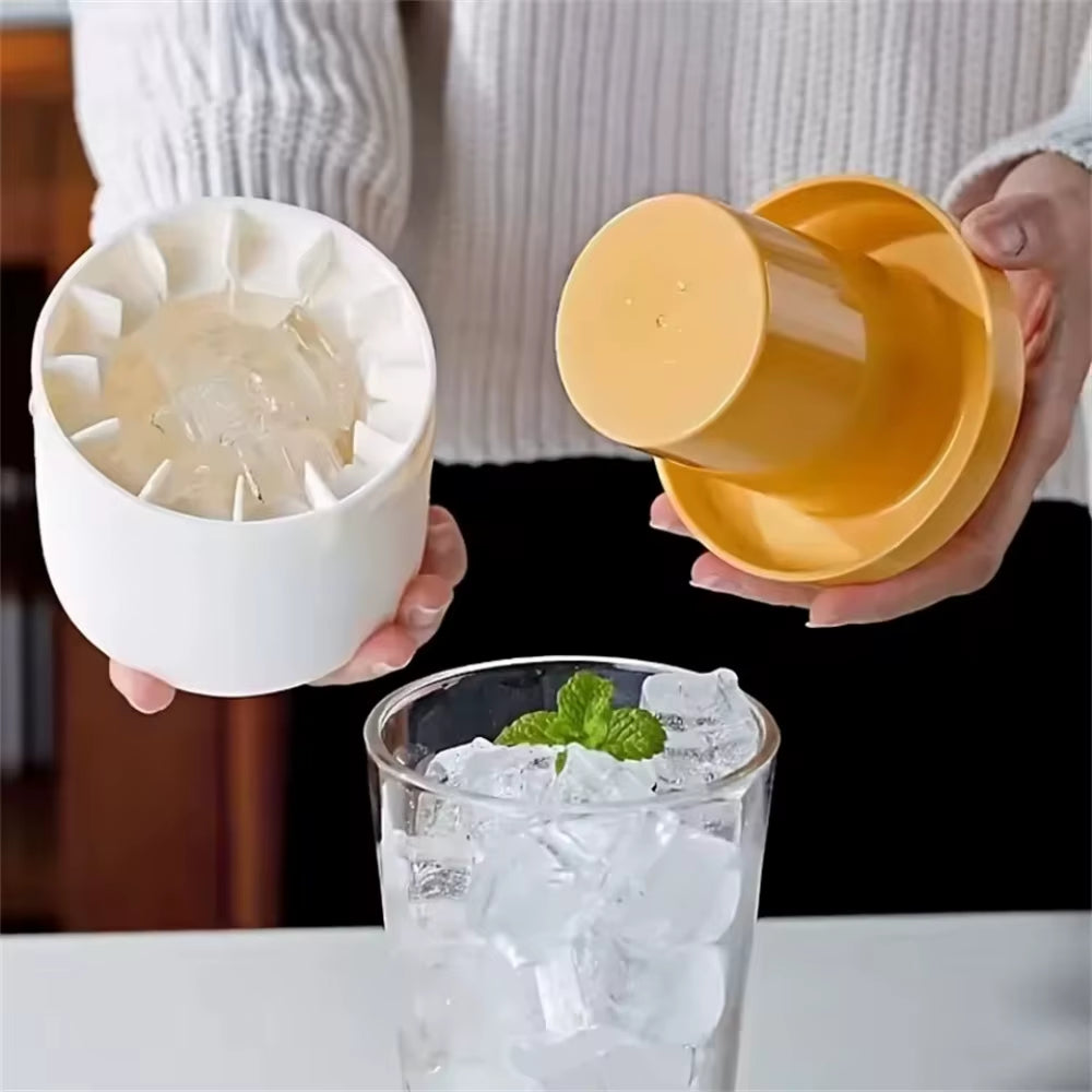Effortless Ice Making with Our Food-Grade Silicone Ice Cube Mold – Perfect for Your Home Bar!